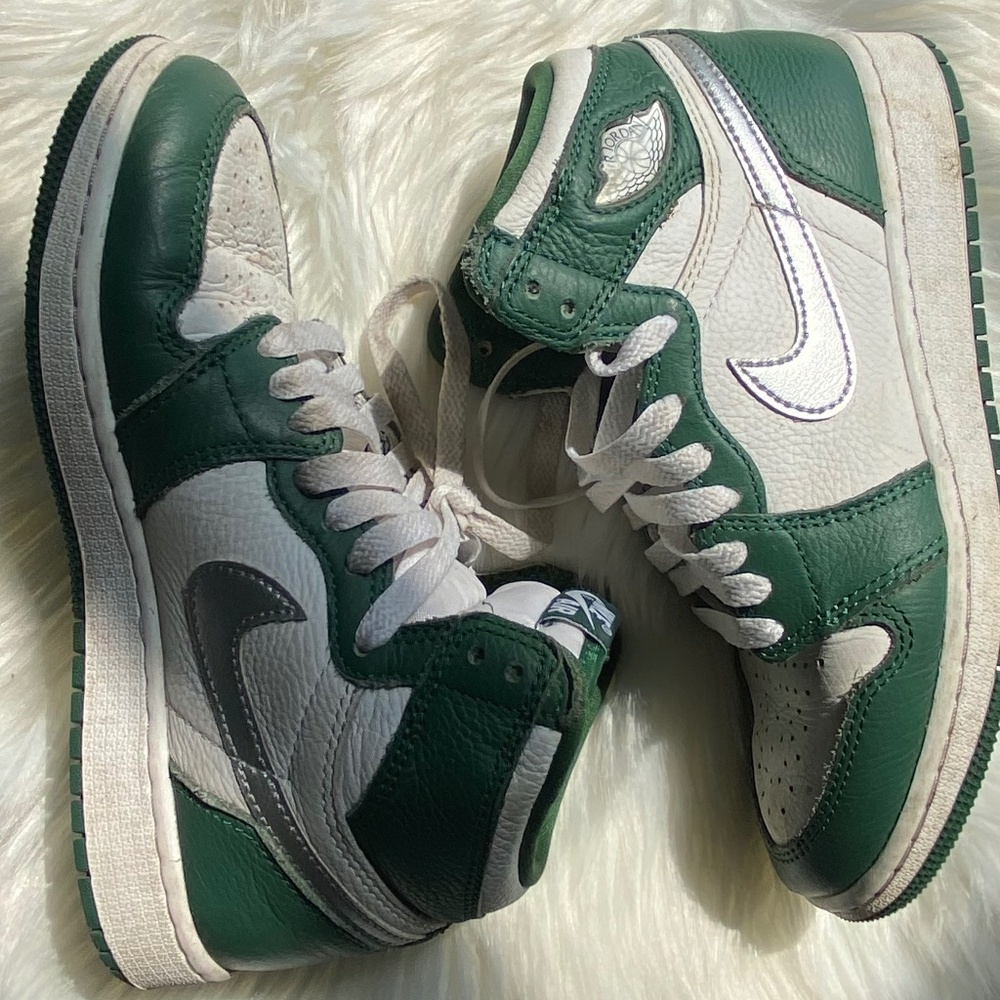 JORDAN 1 RETRO HIGH OG GS 'GORGE GREEN' 4.5 Youth